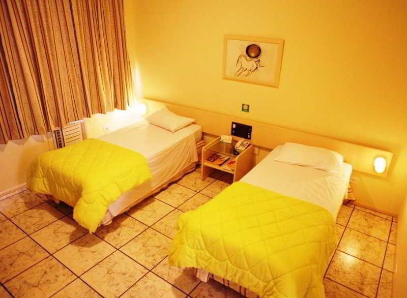 Hotel Harbor Inn Londrina Eksteriør billede