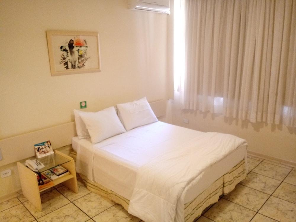 Hotel Harbor Inn Londrina Eksteriør billede